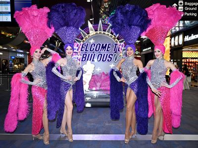 Showgirls at Fabulous Pickups Photo Bench