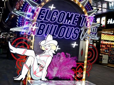 Fabulous Pickups Photo Bench