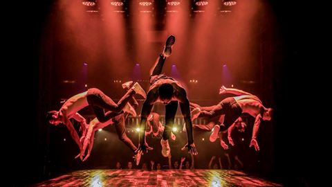 Cast of MAGIC MIKE LIVE Las Vegas, Finale_Credit Jerry Metellus