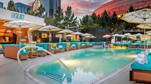ARIA - Liquid Pool Lounge