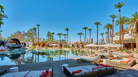 Élia Beach Club