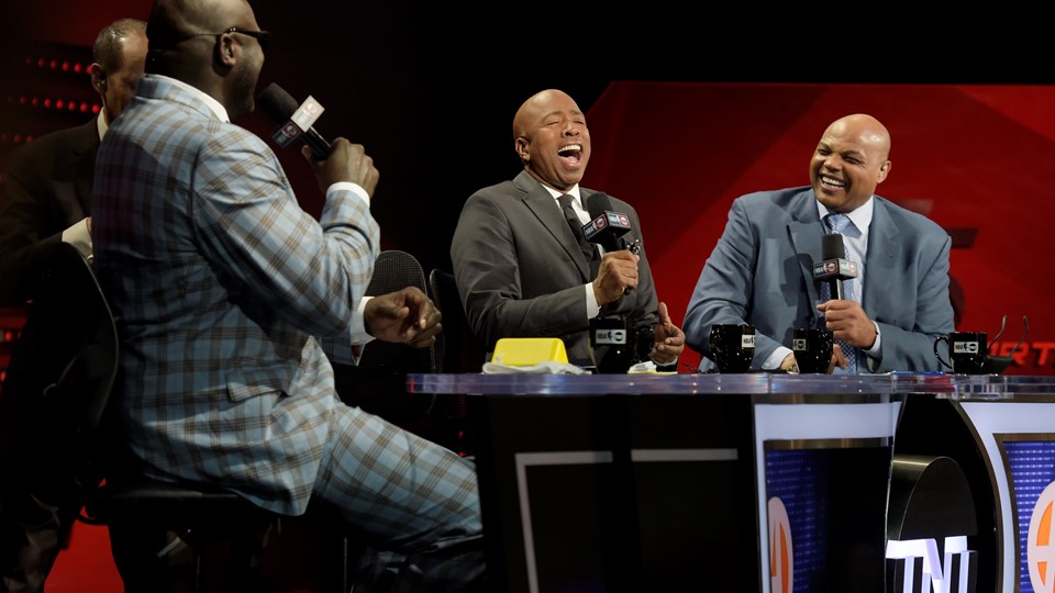 Shaquille O’Neal, Kenny Smith and Charles Barkley