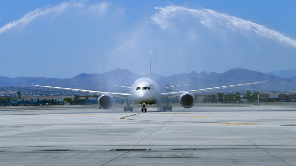 An EL AL Israel Airlines 787-9 Dreamliner