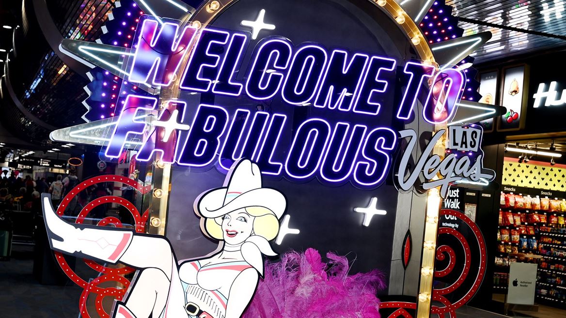 Fabulous Pickups Photo Bench