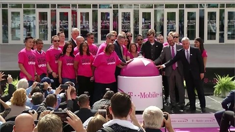 mgm-resorts-officially-opens-the-t-mobile-arena-in-las-vegas