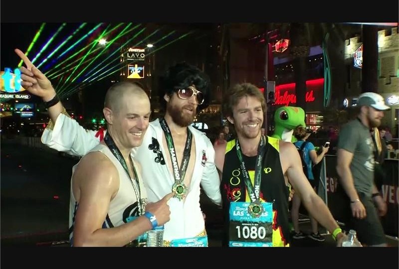 -elvis-lives--runner-dressed-as-elvis-wins-the-las-vegas-marathon-