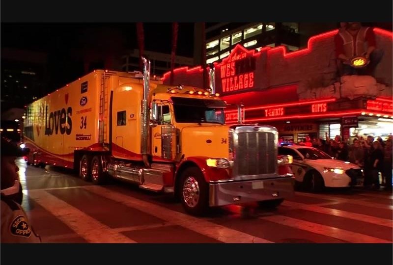 nascar-haulers-parade