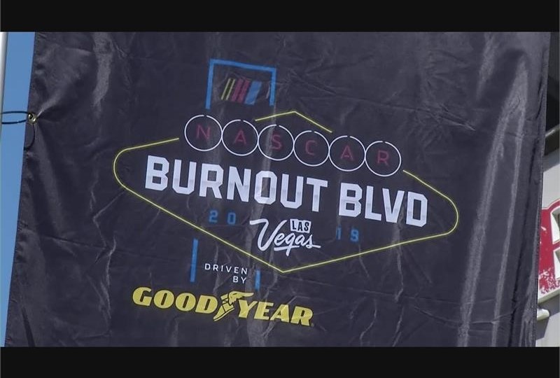 nascar-burnout-staging