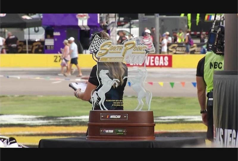 south-point-400-introductions