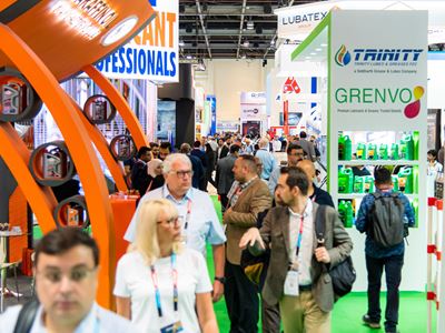 Visitors at Automechanika Dubai