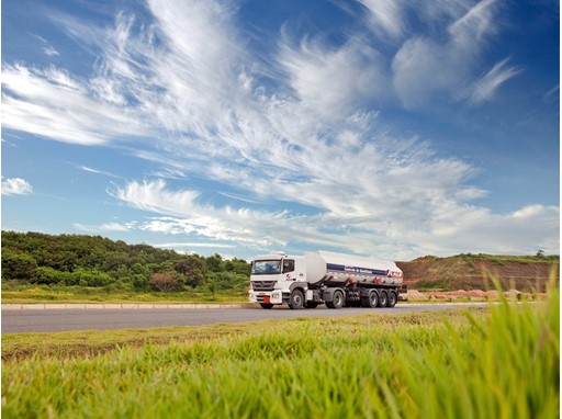 #LogistikHilft: Lorry drivers must be protected against infection with the coronavirus (photo: Unsplash) #LogistikHilft: Lorry drivers must be protected against infection with the coronavirus (photo: Unsplash)