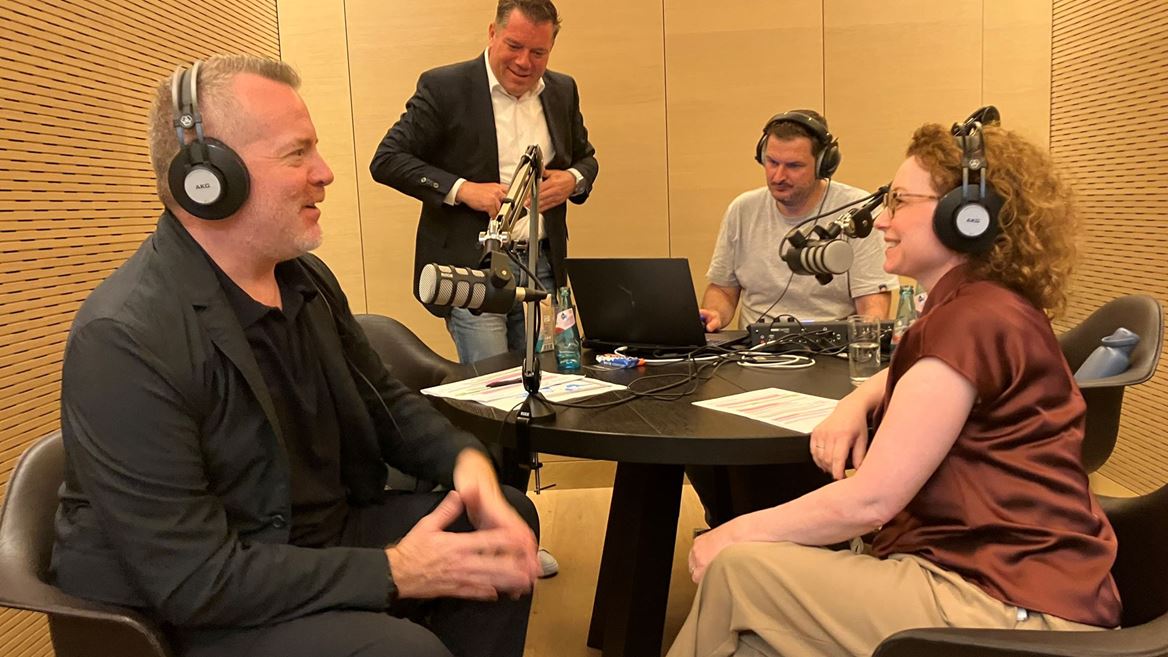 Mark Phillips Chief Editor of Aftermarket Intel speaks with Sarah Lindsey Messe Frankfurt