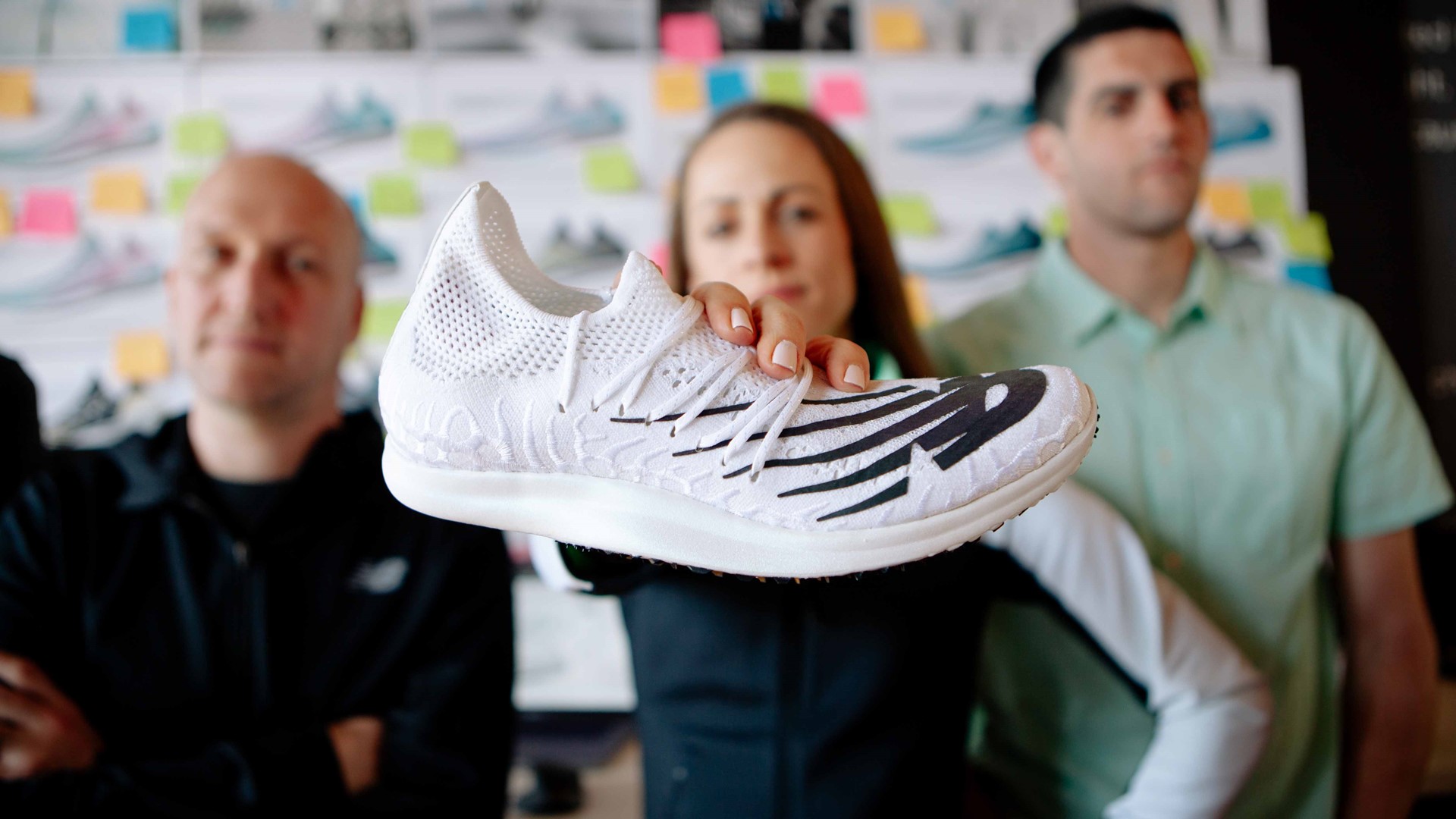 Ellos Libro césped New Balance Press Box : Team New Balance Athlete Jenny Simpson with the  FuelCell 5280 Design Team