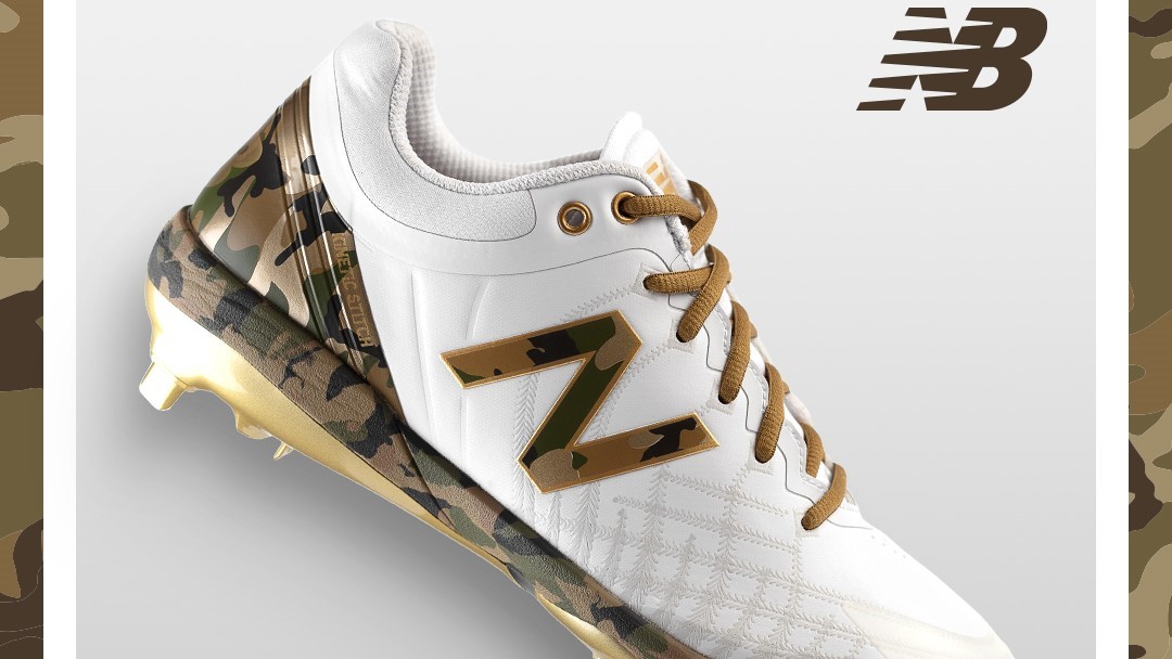 New Balance Armed Forces Day 4040v5 Cleat