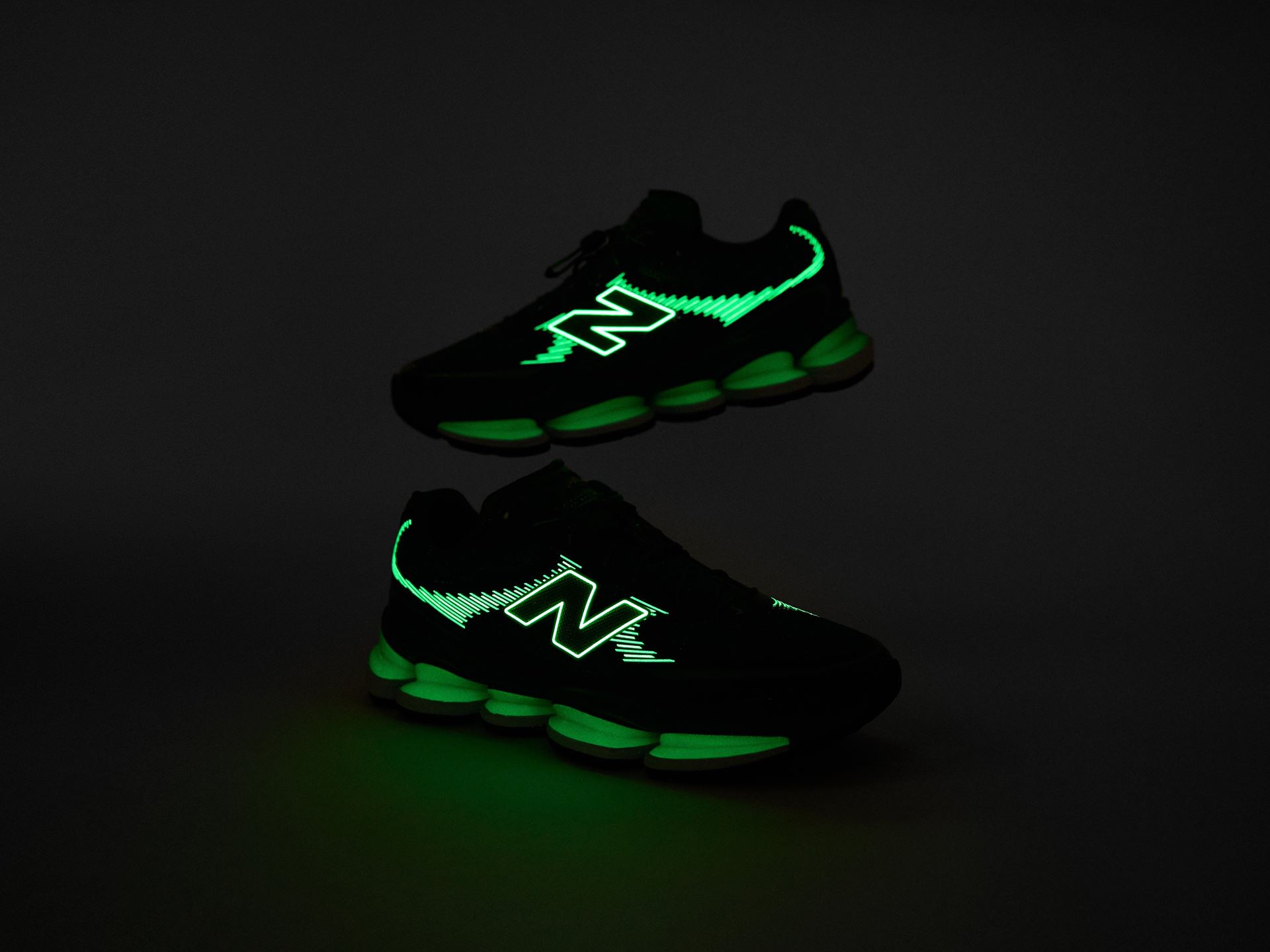 Amin x New Balance ABZORB 2000 Biblioteca