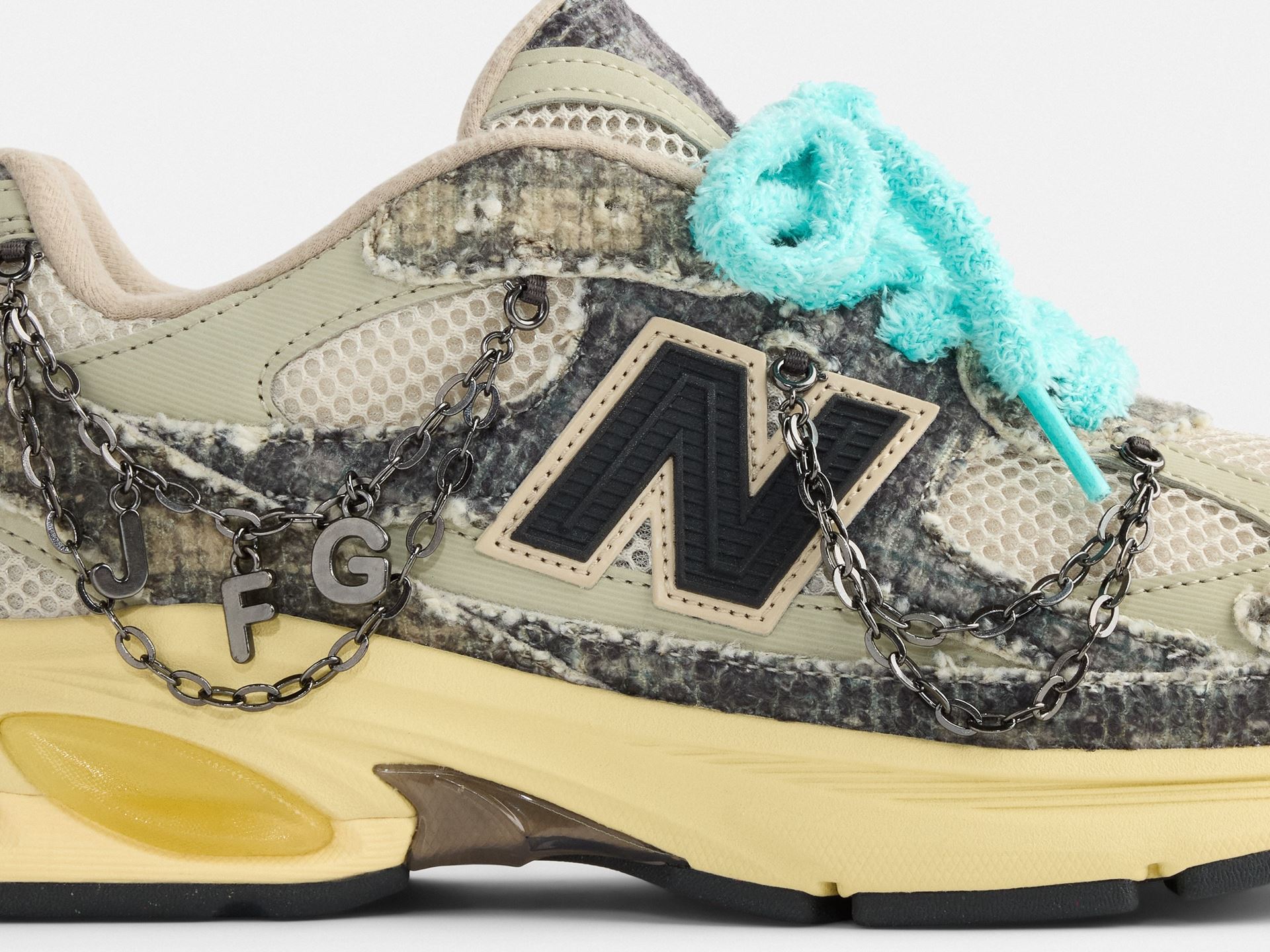 Joe Freshgoods x New Balance ABZORB 2010