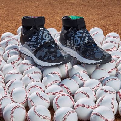 New Balance Lindor Collection - Baseball Cleat in Black