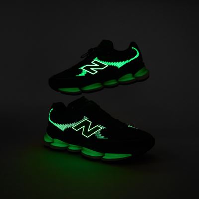 Amin x New Balance ABZORB 2000 Biblioteca