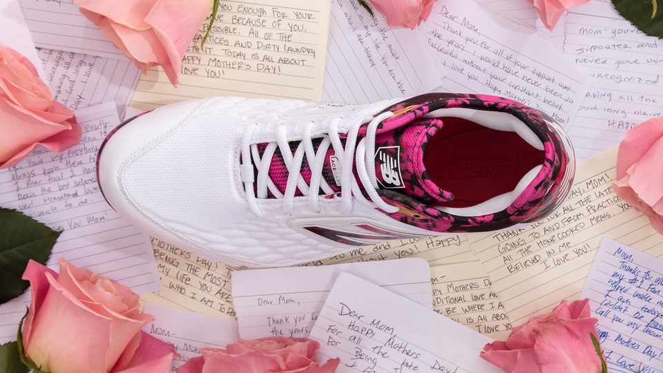 New Balance Press Box : NEW BALANCE HONORS MOTHER'S DAY WITH NOTEPAD PRINT  BASEBALL CLEATS