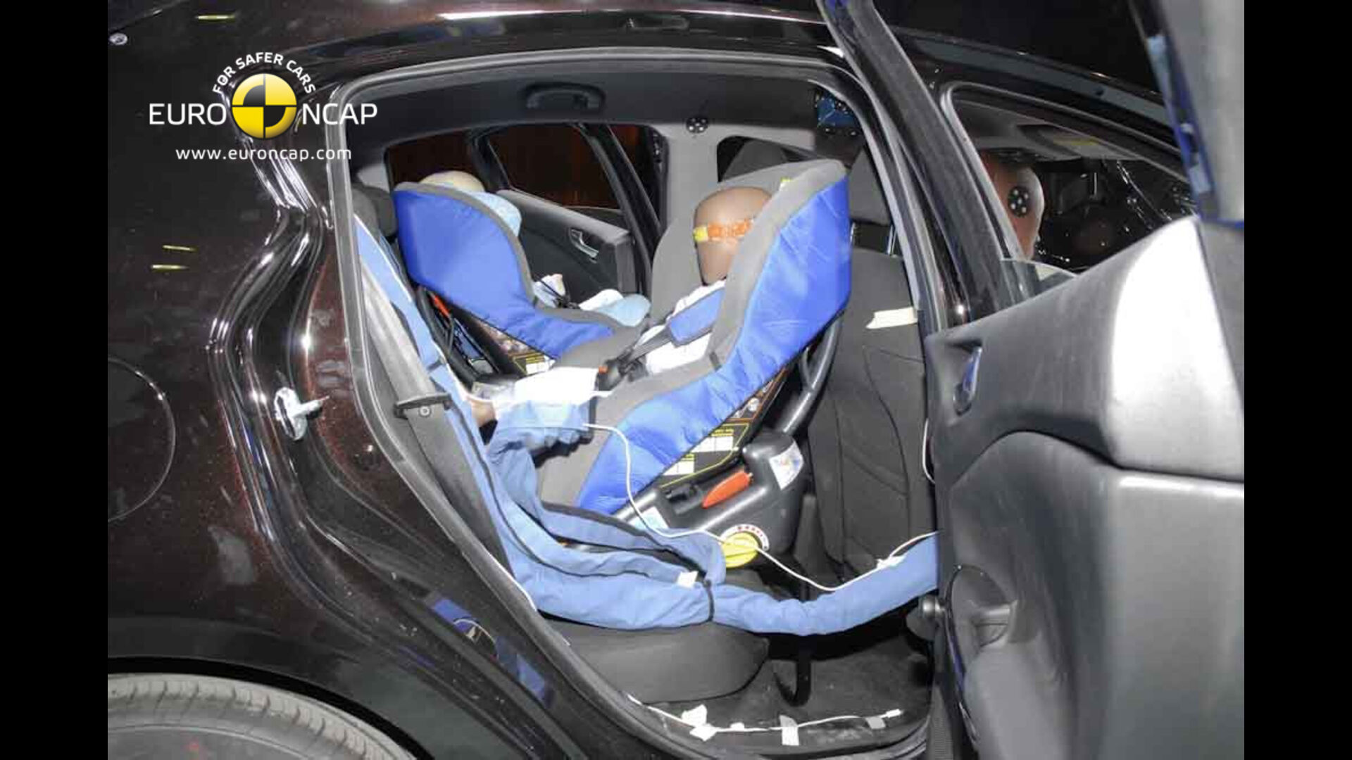 Alfa Romeo Giulietta - Child Rear Seat crash test