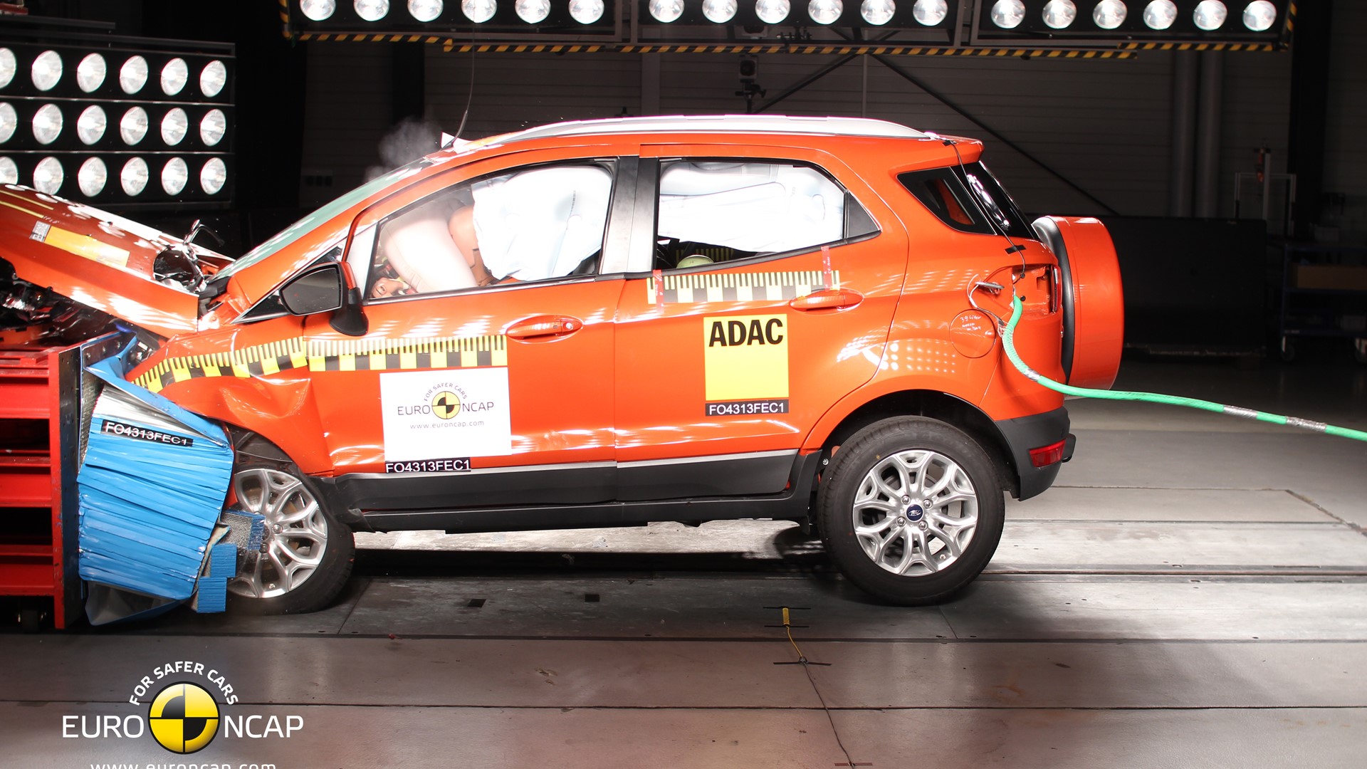 Ford EcoSport  - Frontal crash test 2013