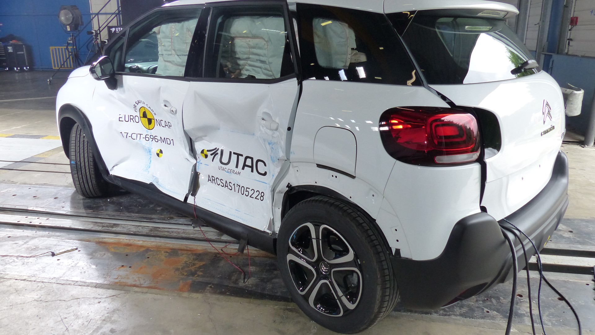 Citroën C3 Aircross - Side crash test 2017 - after crash