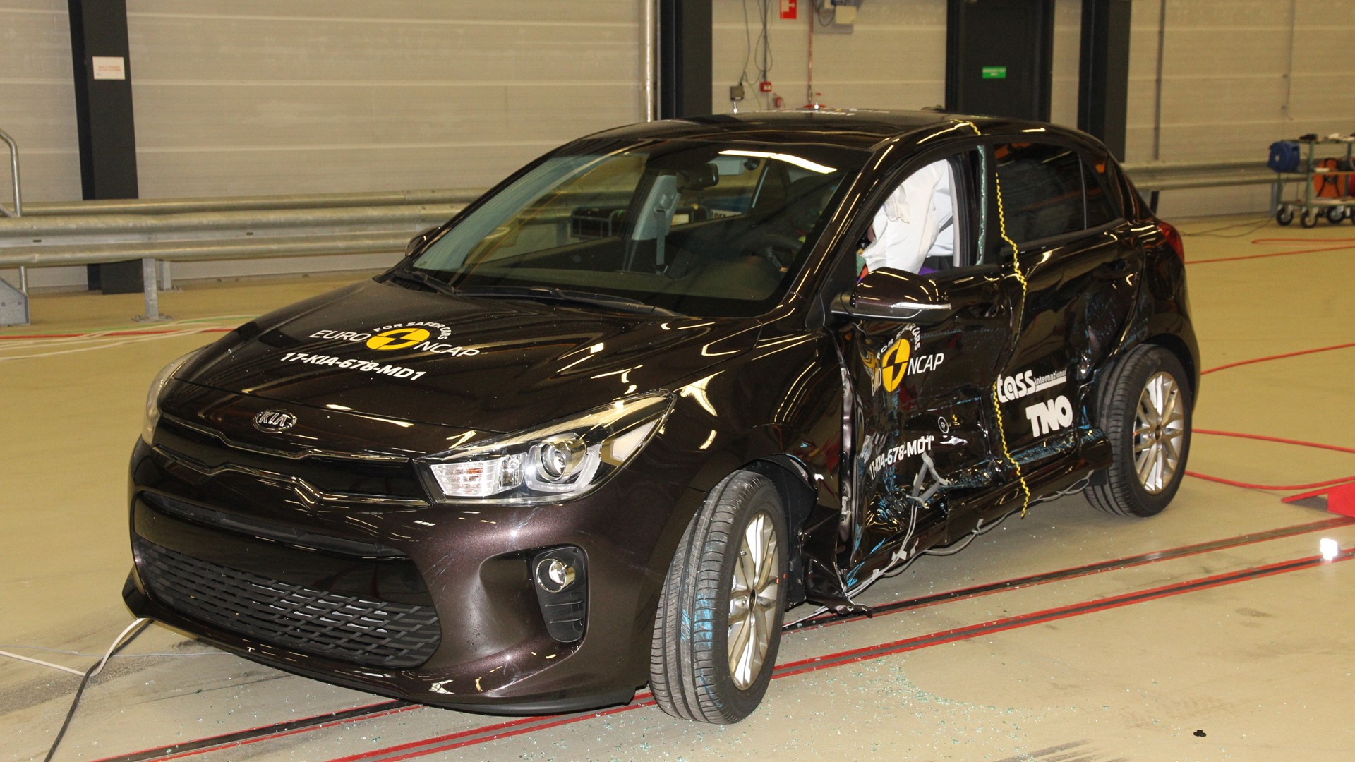 Kia Rio - Side crash test 2017 - after crash