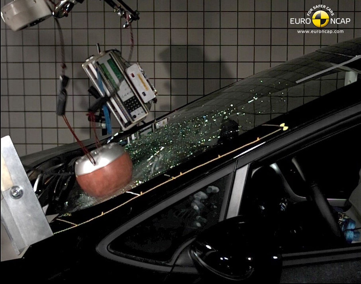 Kia C'eed – Pedestrian Adult Headform