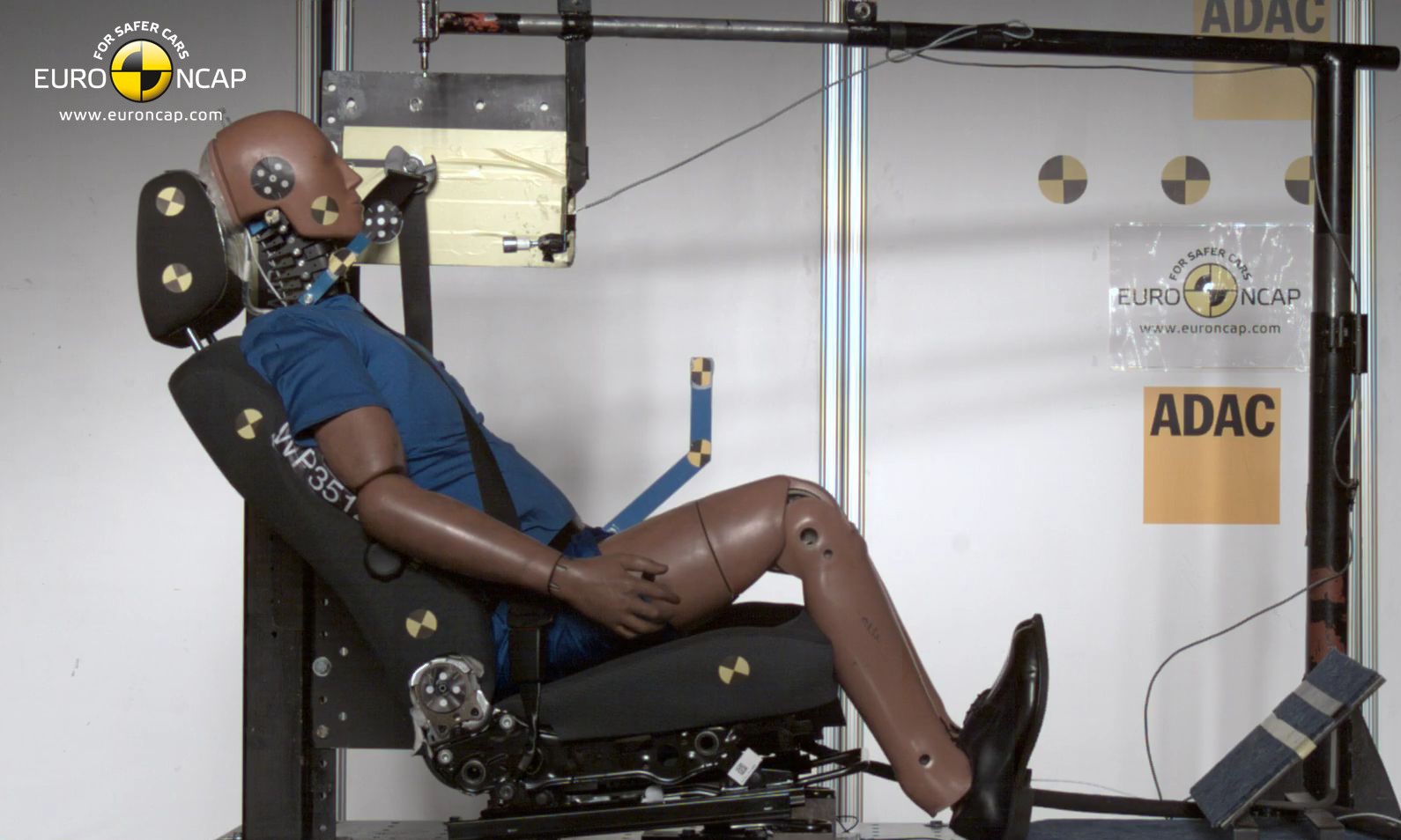 Ford Fiesta Whiplash crash test 2012