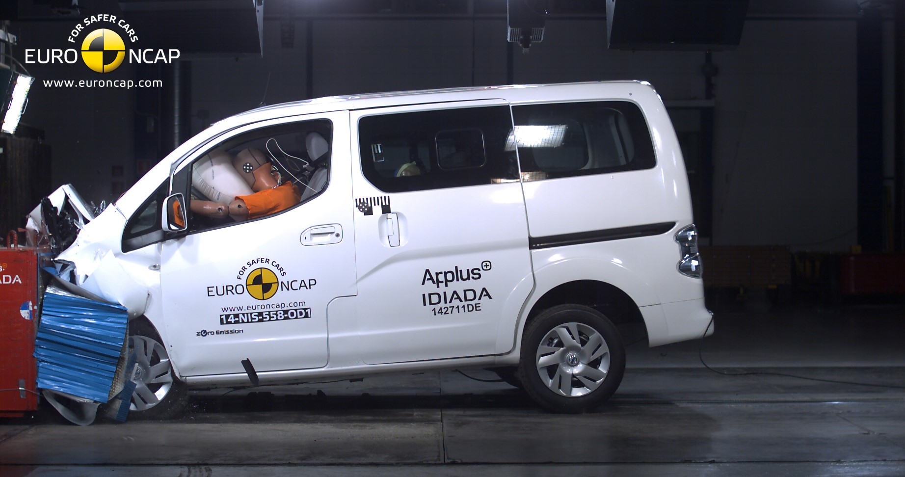 Nissan e-NV200 Evalia  - Frontal crash test 2014