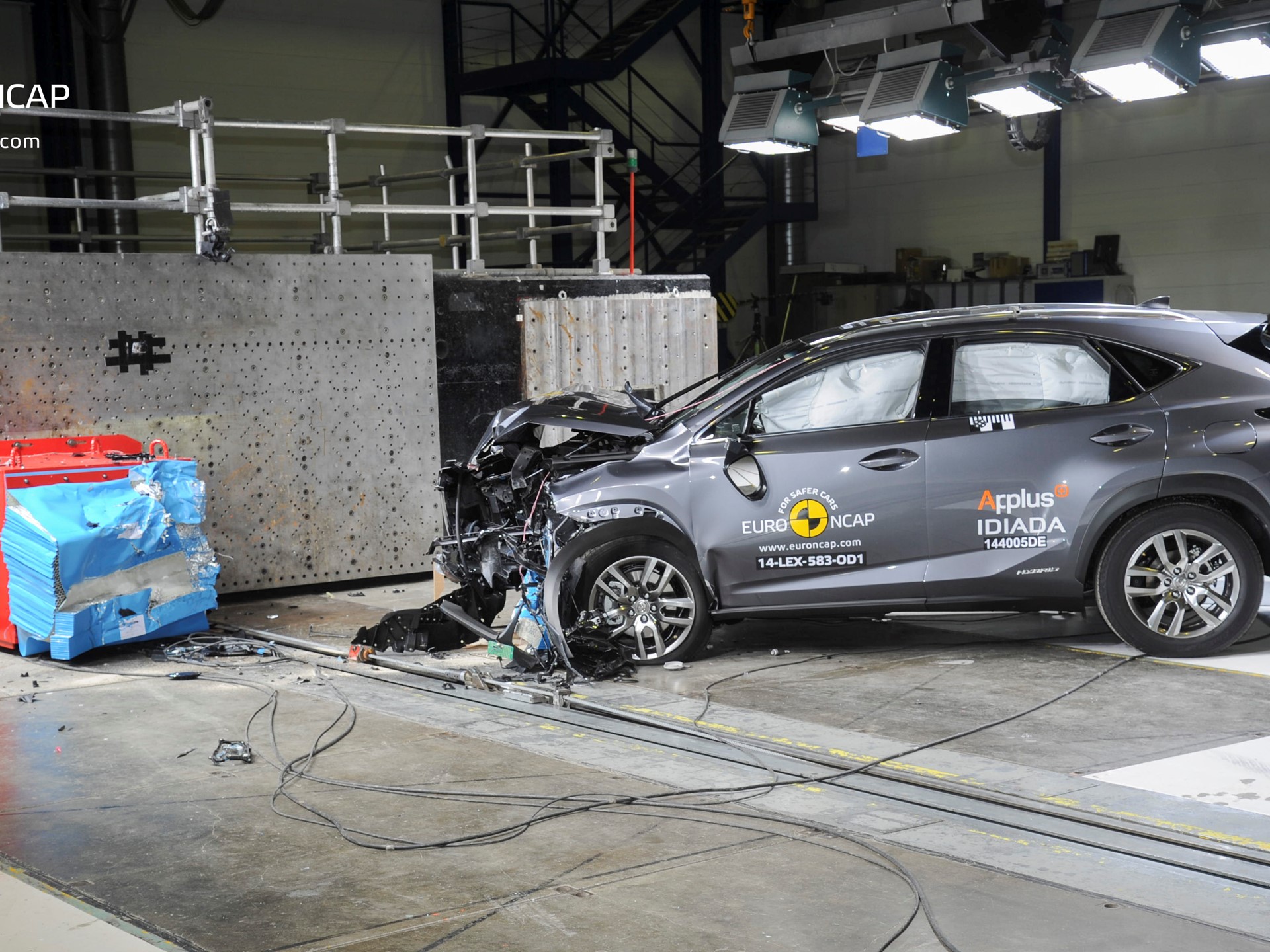 Lexus NX - Frontal crash test 2014 - after crash