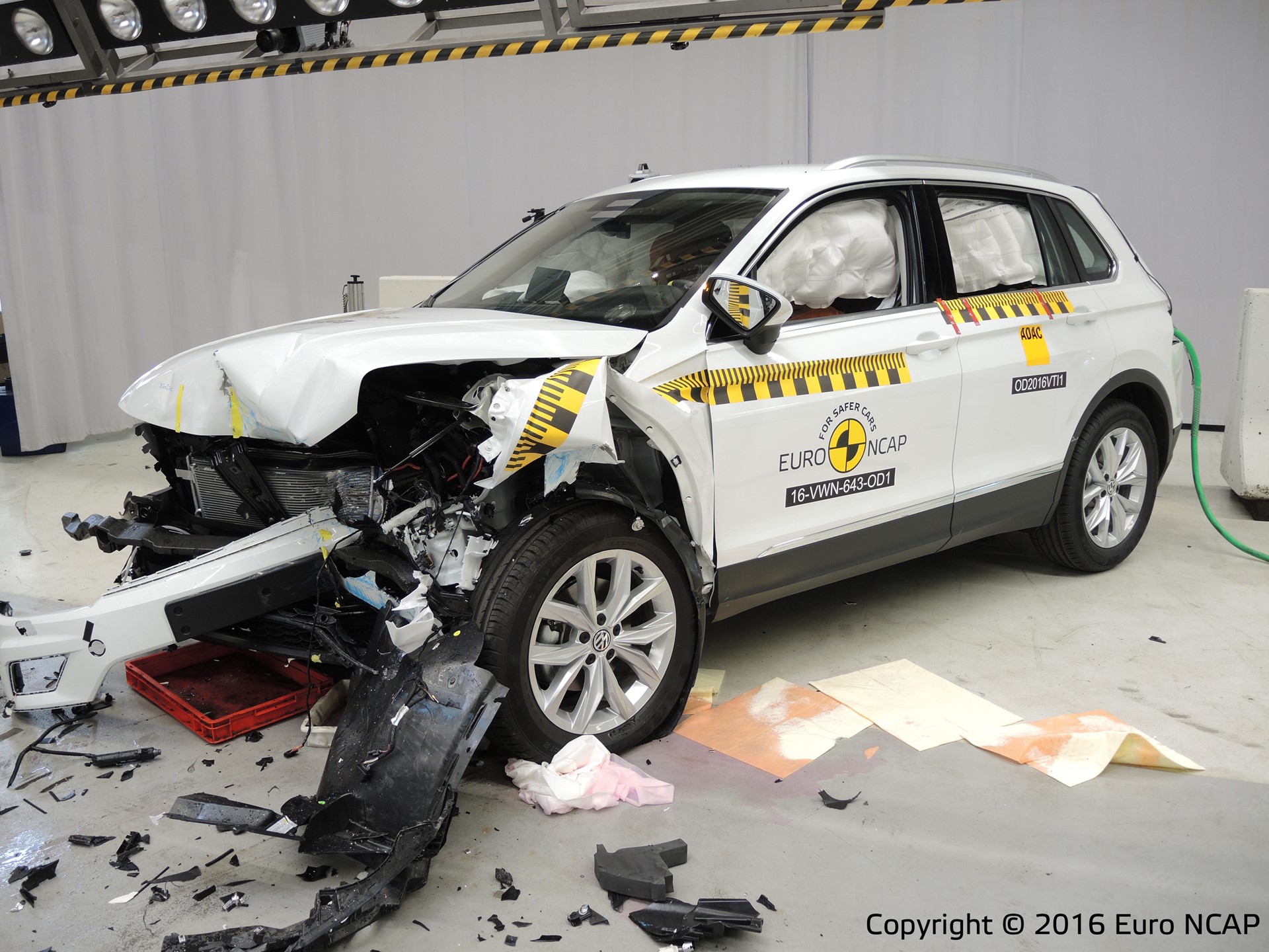 Volkswagen Tiguan Frontal Offset Impact Test 16 After Crash
