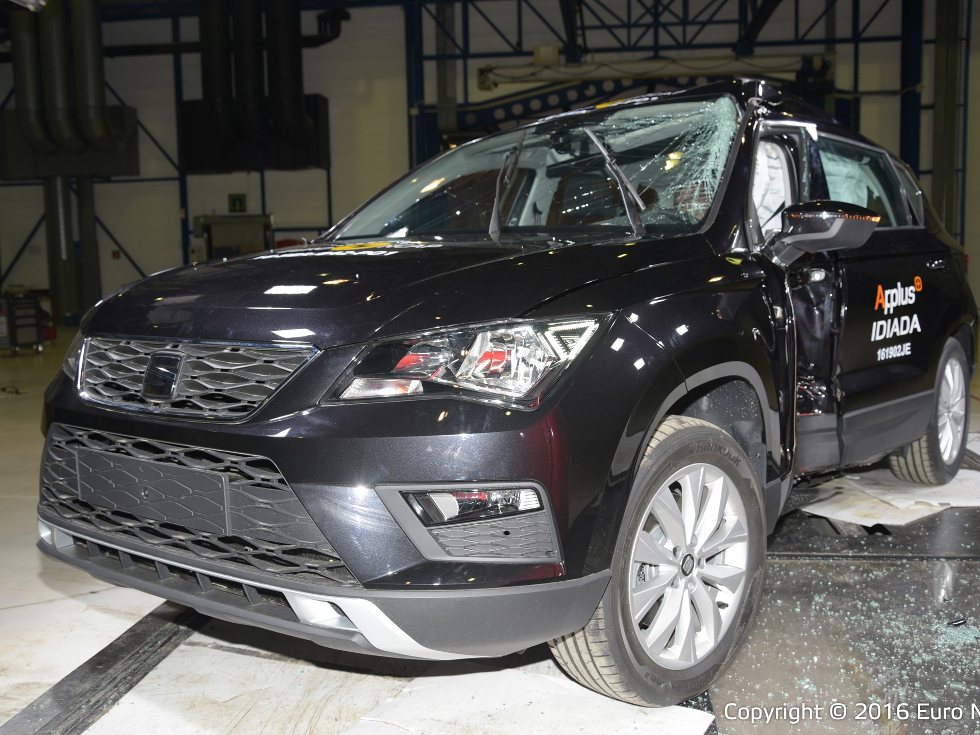 Seat Ateca - Pole crash test 2016 - after crash