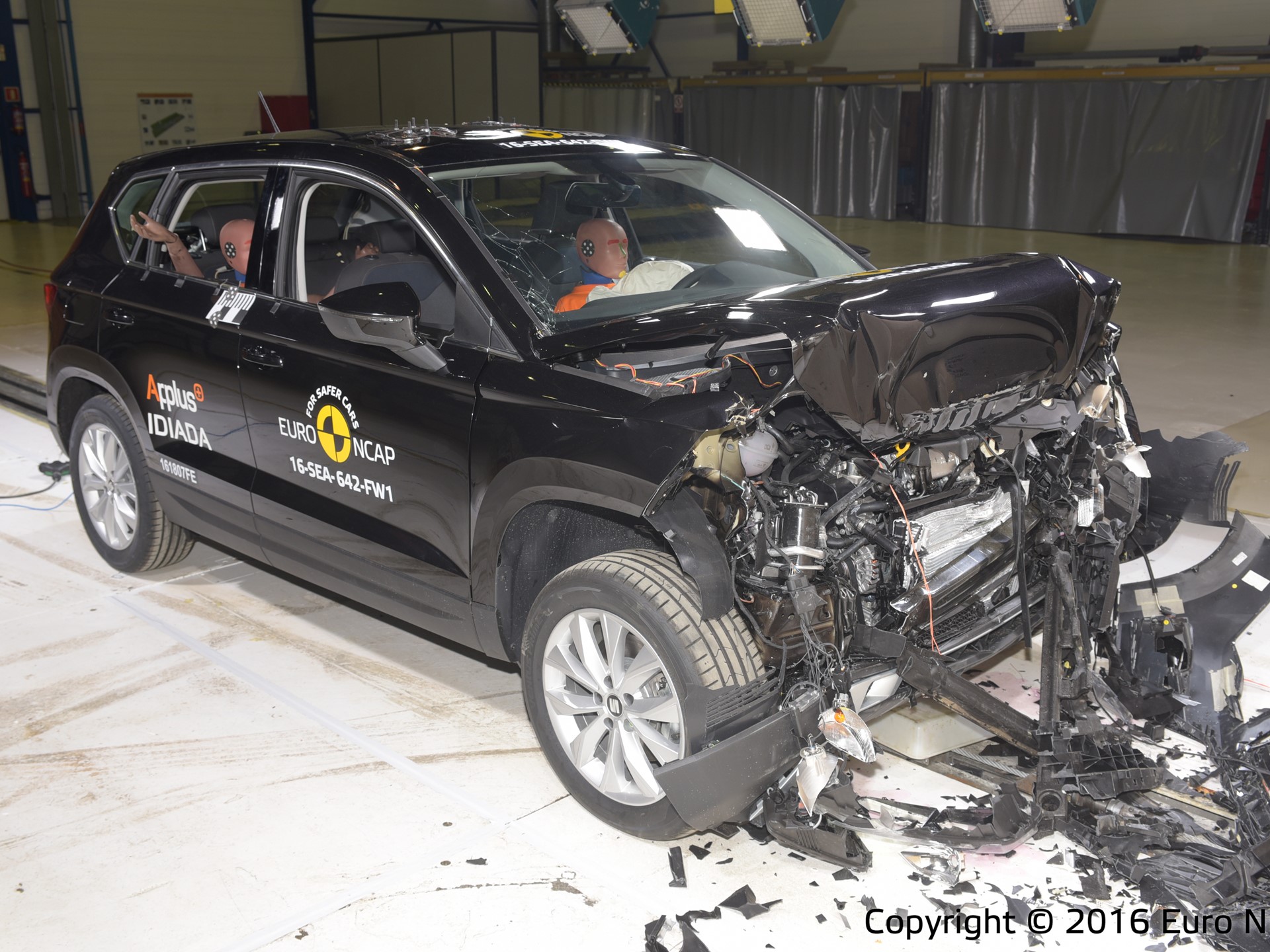 Seat Ateca - Frontal Full Width test 2016 - after crash
