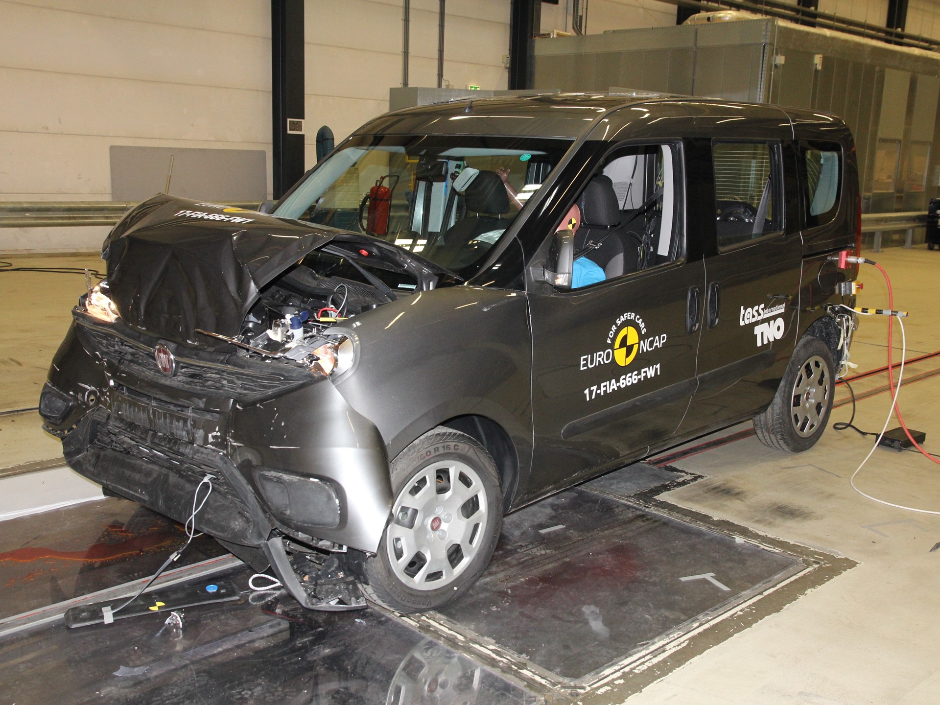 Fiat Doblo - Frontal Full Width test 2017 - after crash