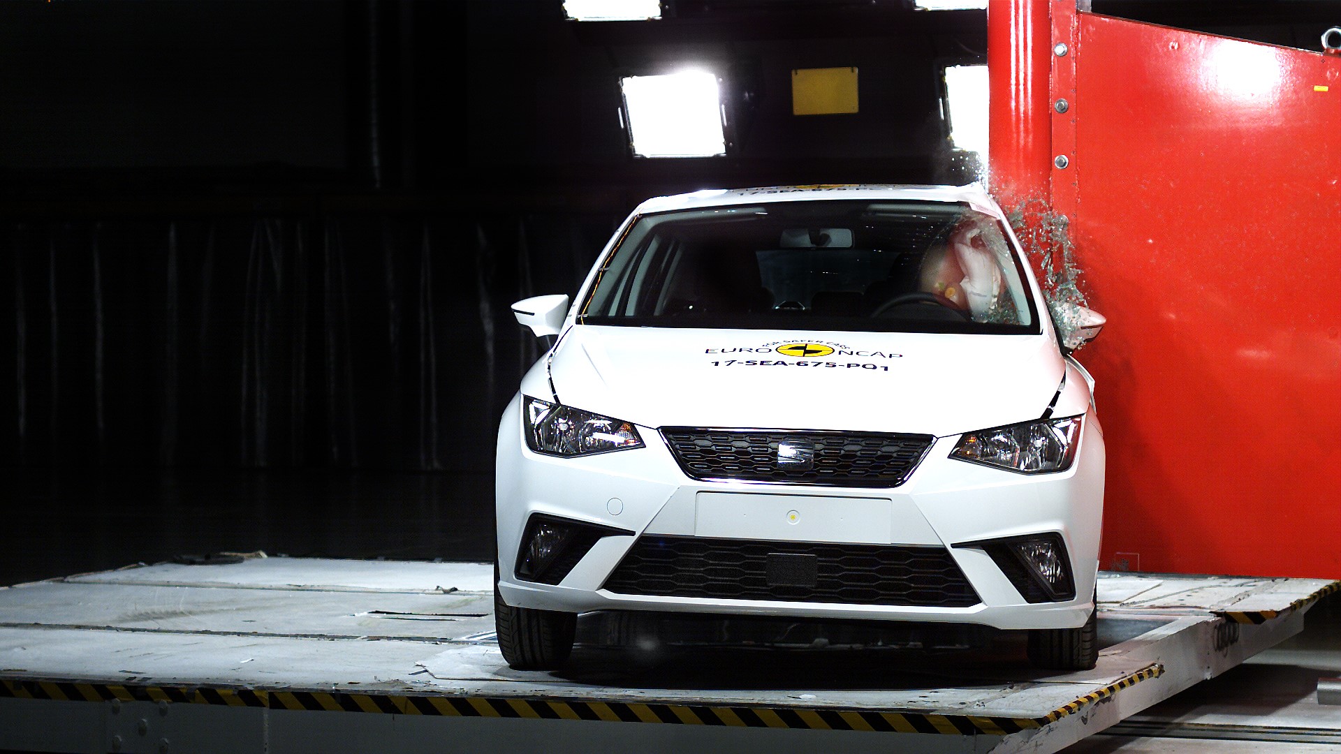 Seat Ibiza - Pole crash test 2017