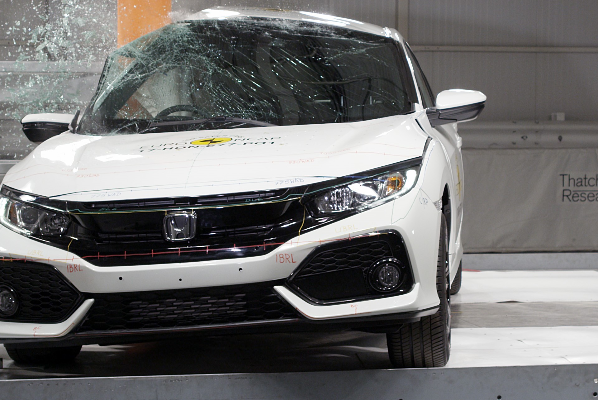 Honda Civic - Pole crash test 2017