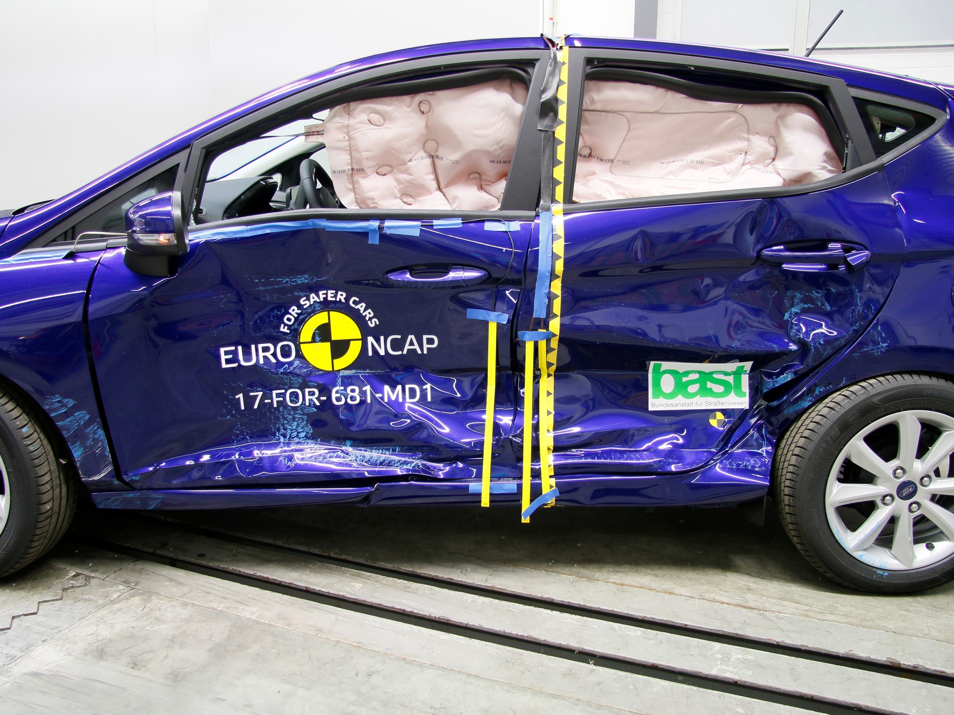 Ford Fiesta  - Side crash test 2017-after crash