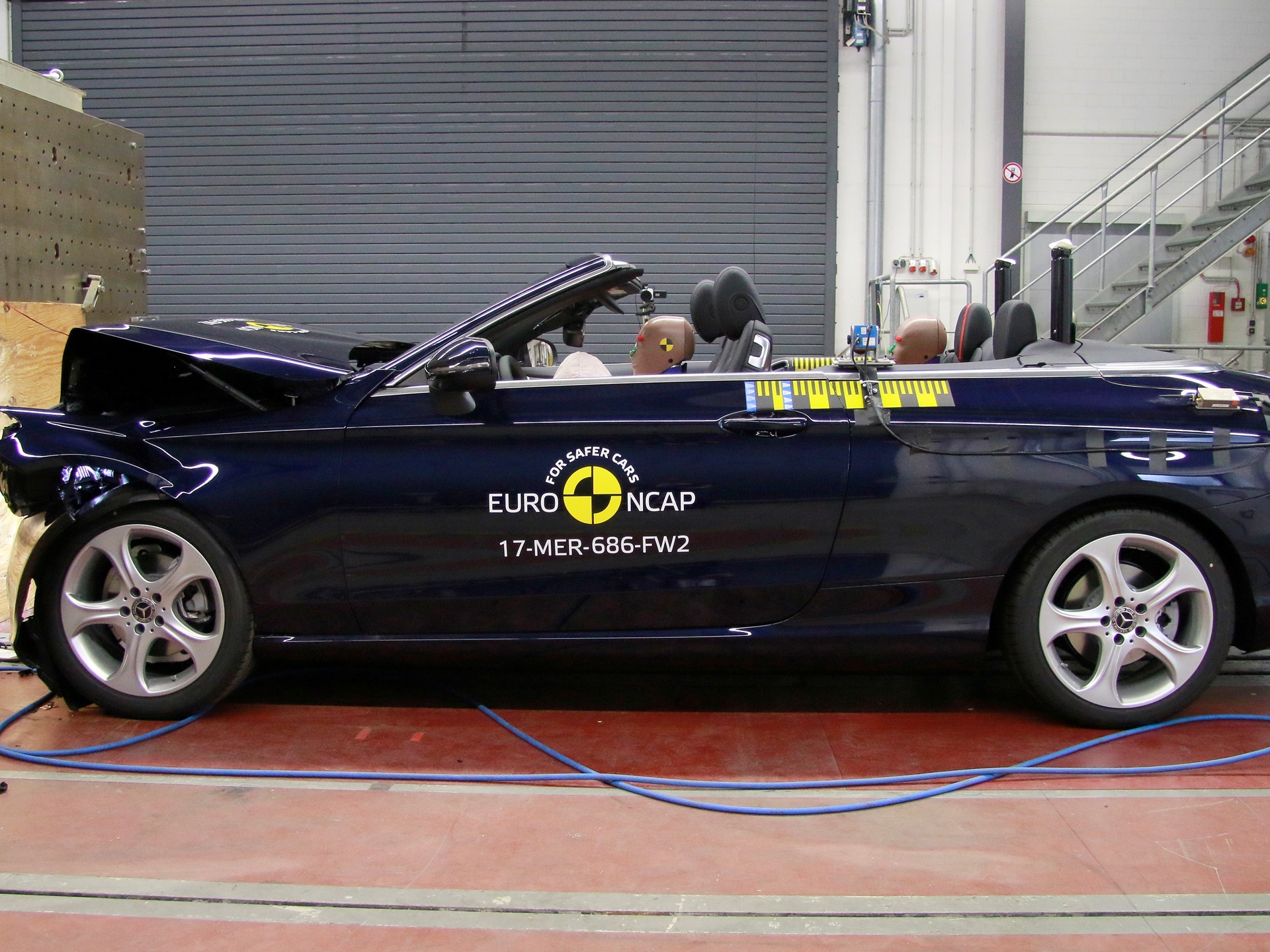 Mercedes-Benz C-Class Cabriolet- Frontal Full Width test 2017 - after crash