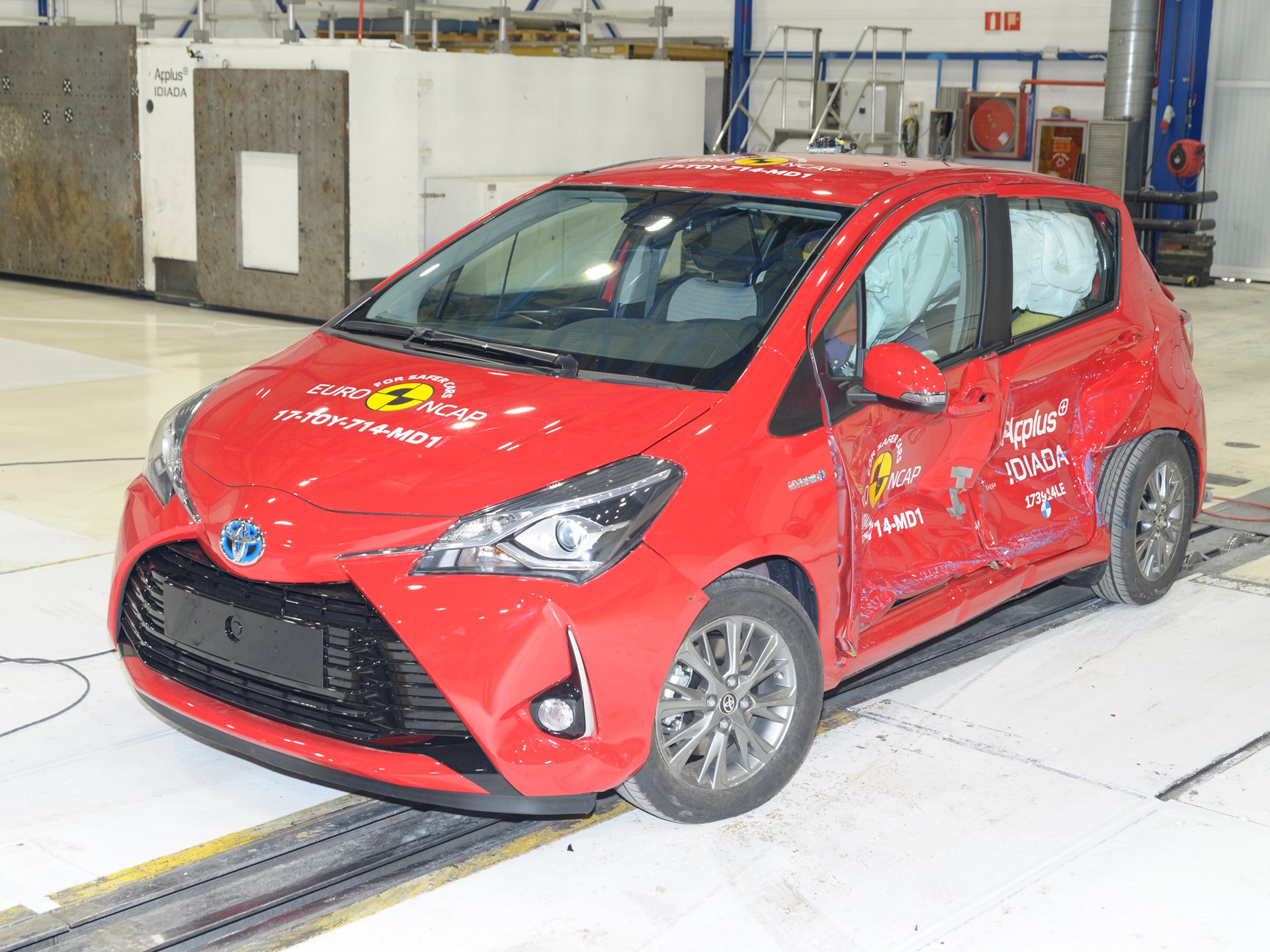 Toyota Yaris - Side crash test 2017 - after crash