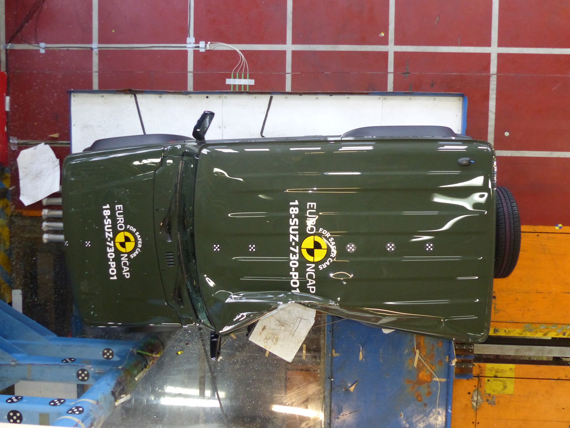 Suzuki Jimny - Pole crash test 2018 - after crash