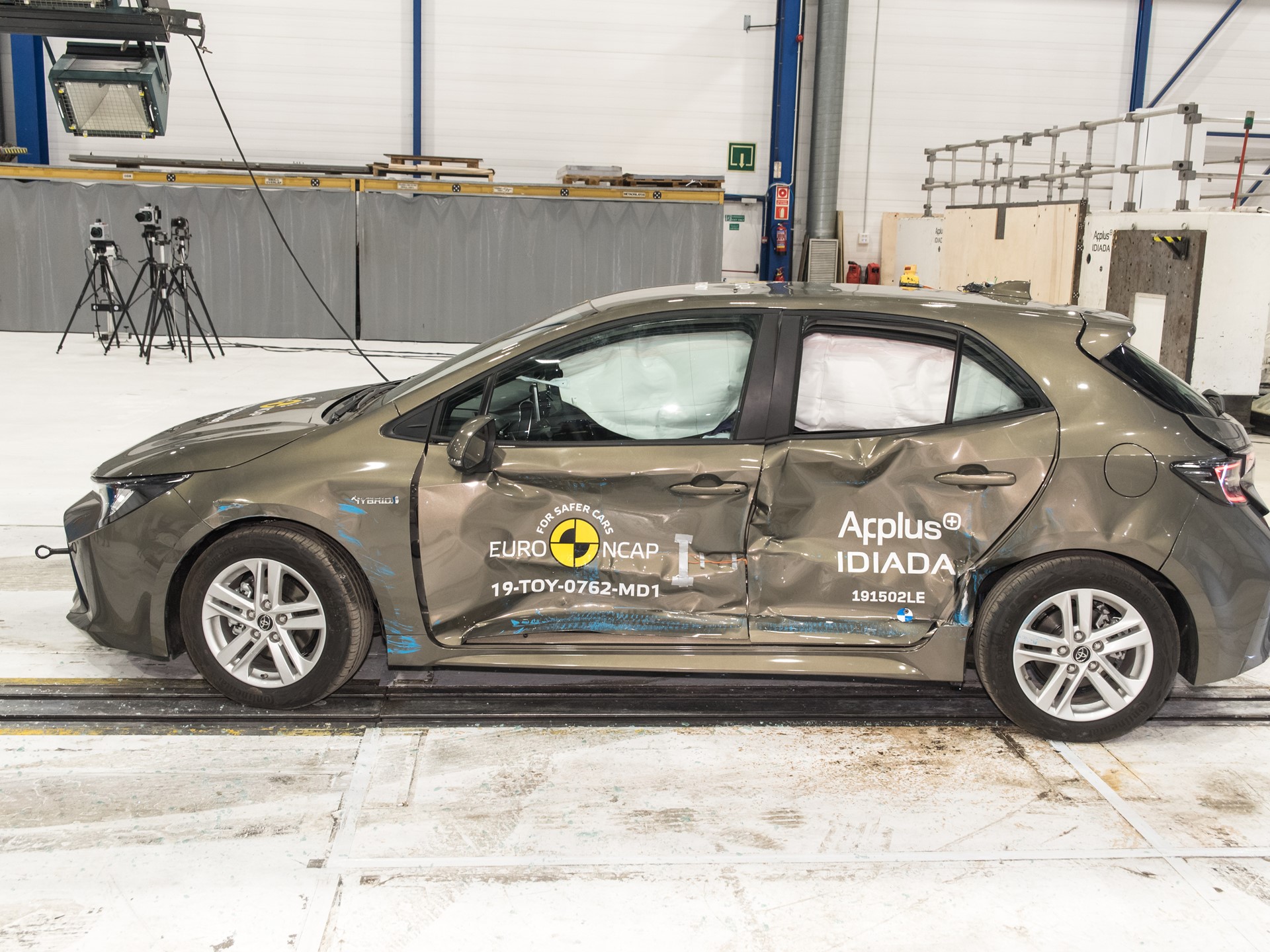 Toyota Corolla - Side crash test 2019 - after crash