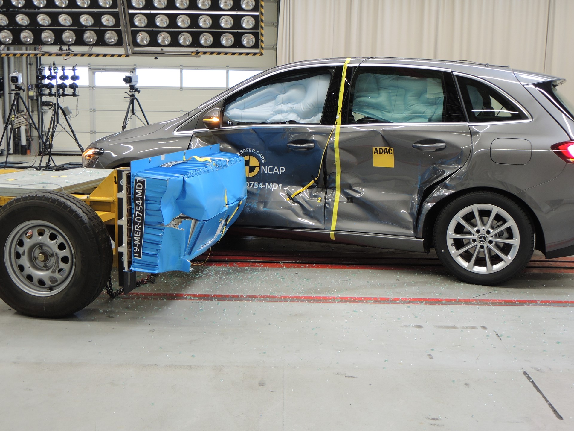 Mercedes-Benz B-Class - Side crash test 2019 - after crash