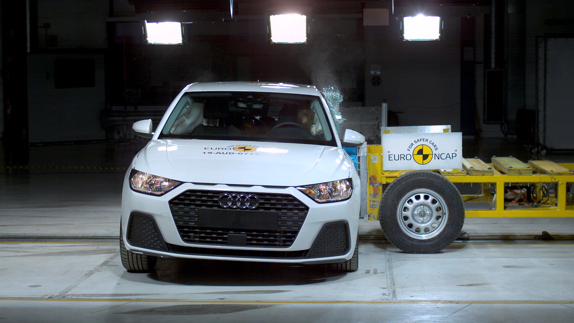 Audi A1 - Side crash test 2019