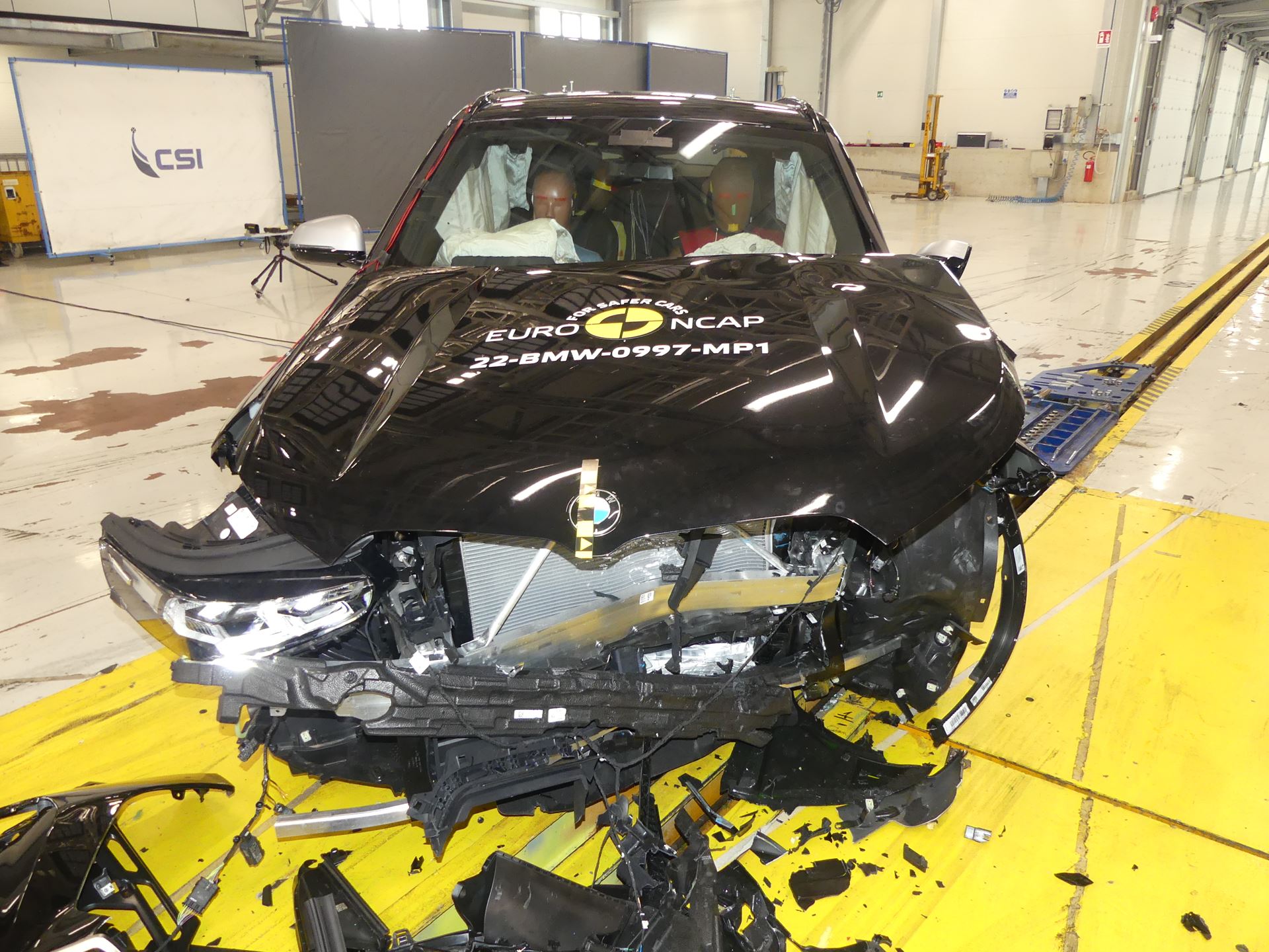 BMW X1 Mobile Progressive Deformable Barrier test 2022 after crash