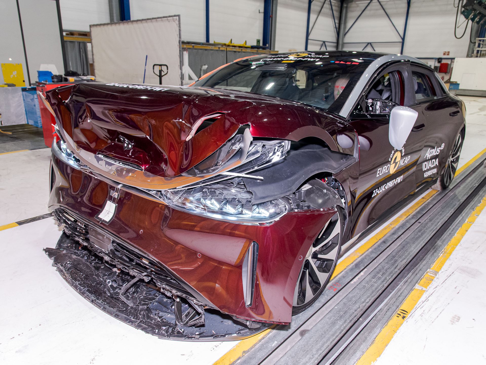 Lucid Air - Full Width Rigid Barrier test 2022 - after crash