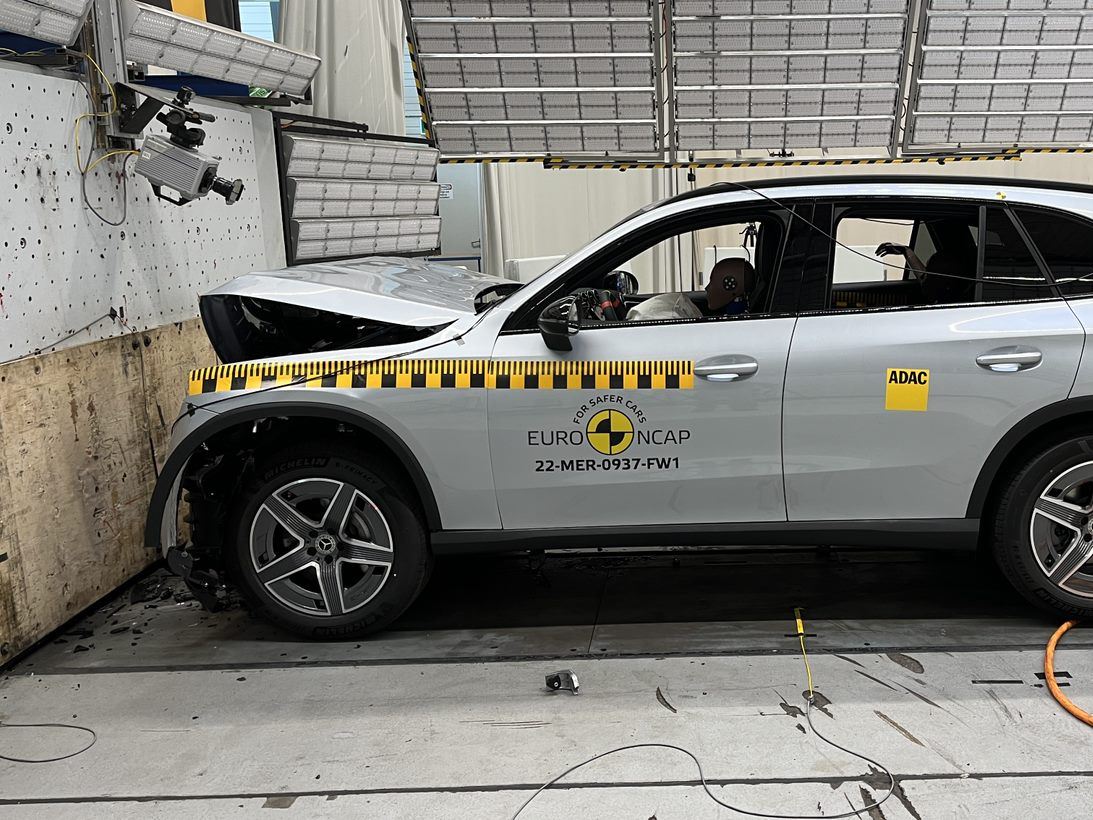 Mercedes-Benz GLC - Full Width Rigid Barrier test 2022 - after crash
