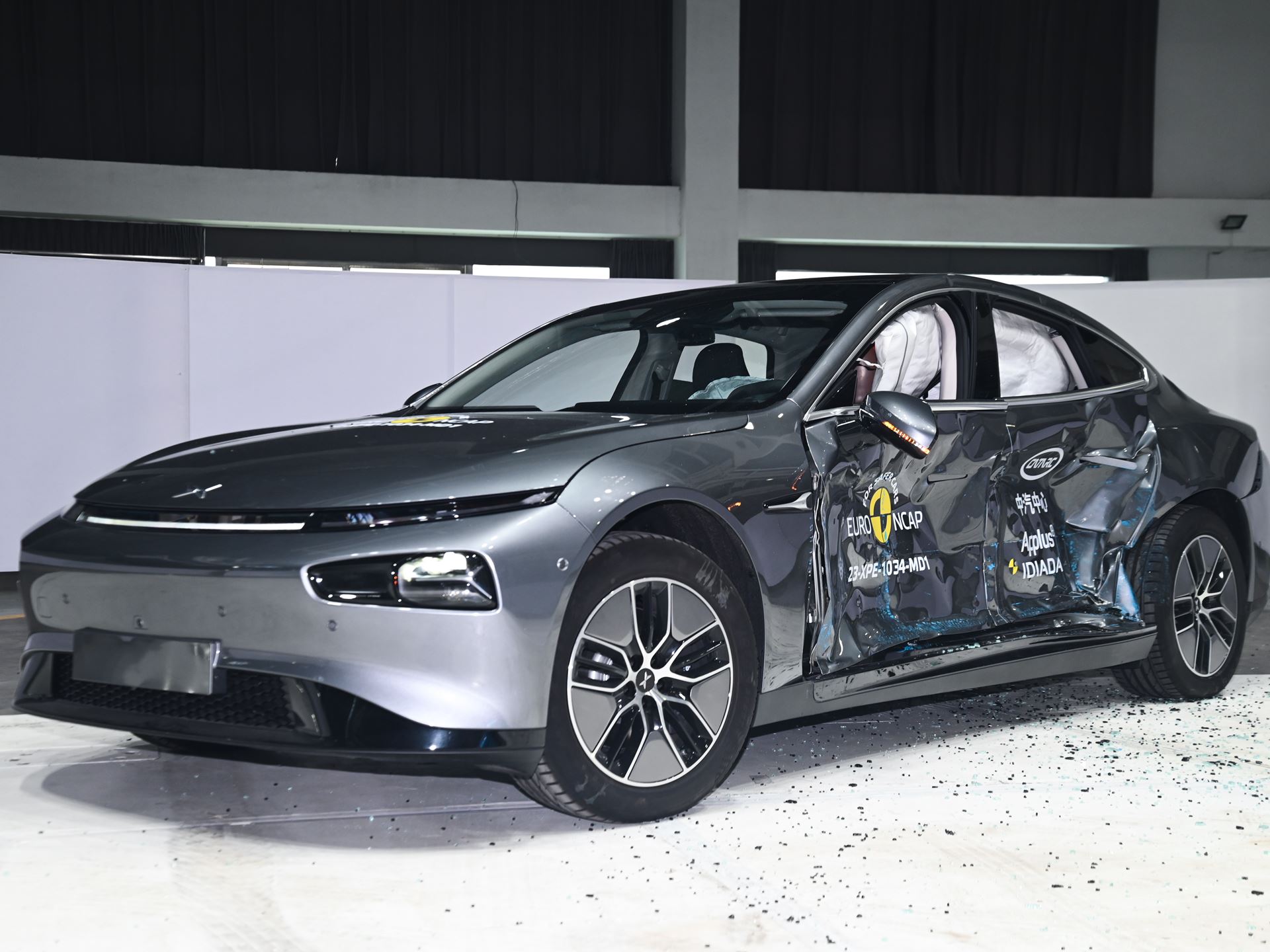 XPENG P7 Side Mobile Barrier test 2023 after crash