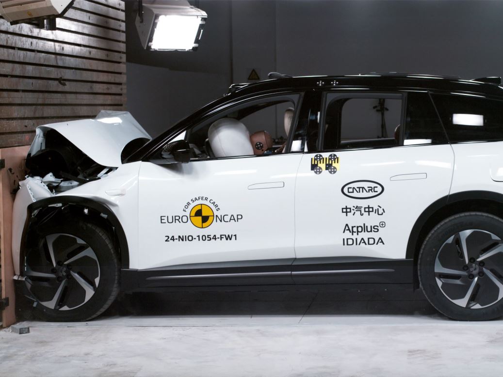 NIO EL6 Full Width Rigid Barrier test 2024