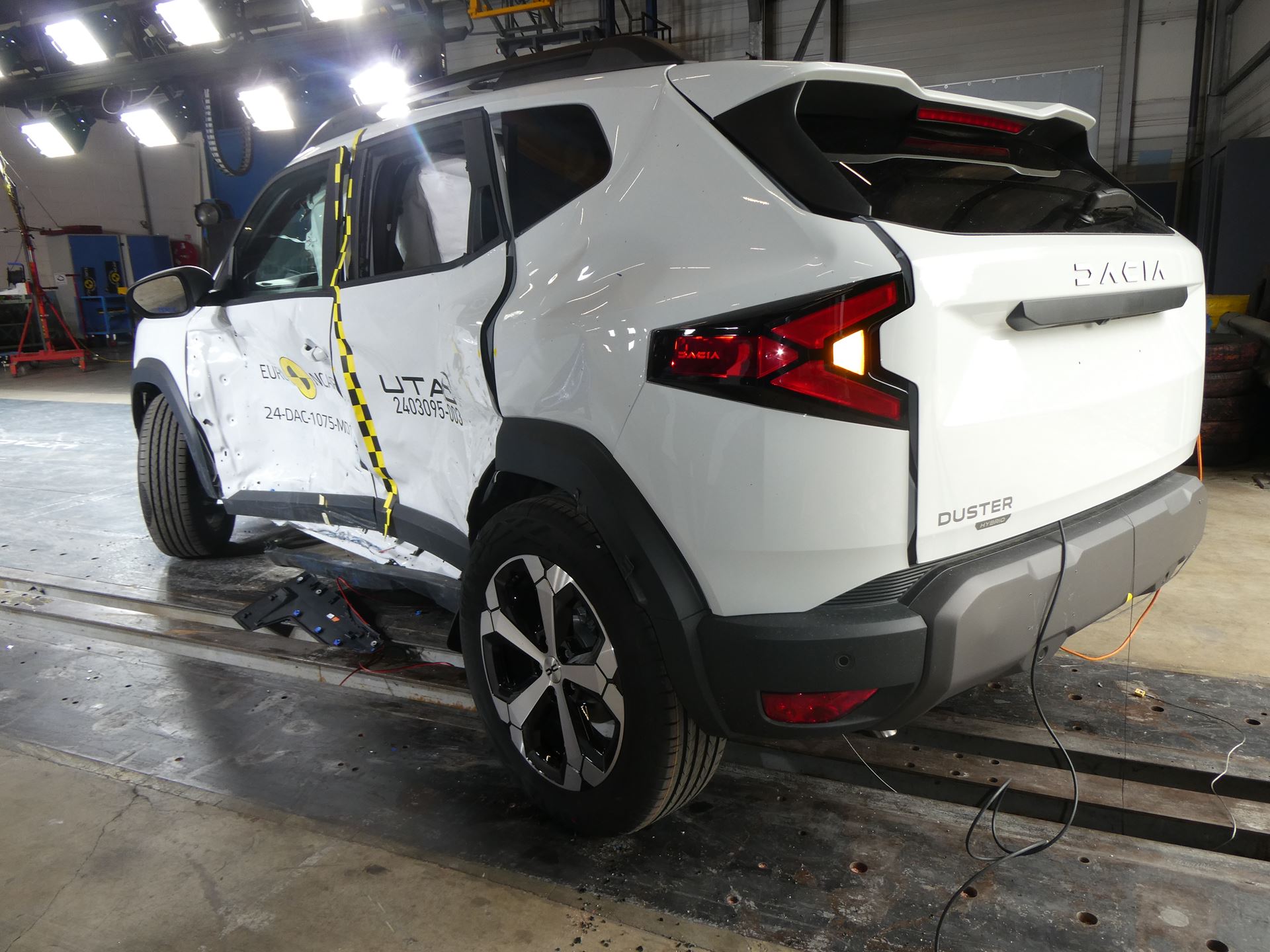 Dacia Duster Side Mobile Barrier test 2024 after crash